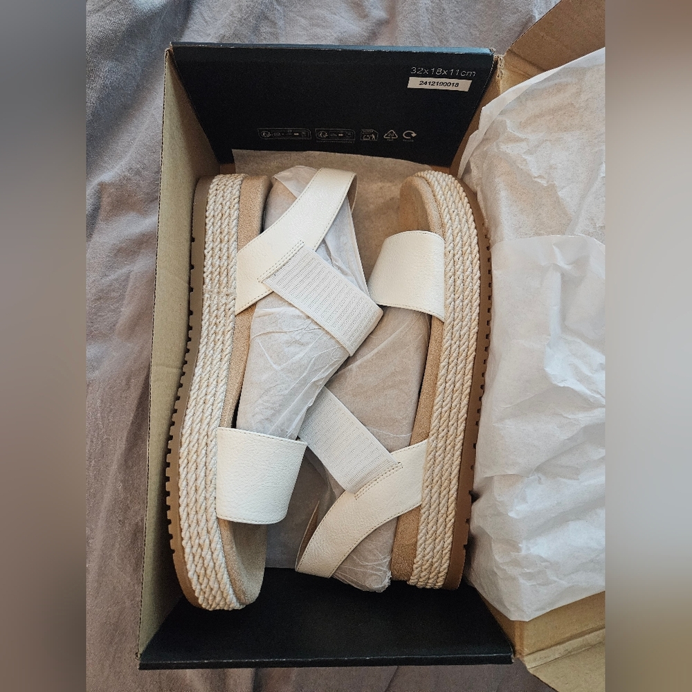 Naturalizer SOUL Diana Sandal White 9 Medium - Picture 2 of 2